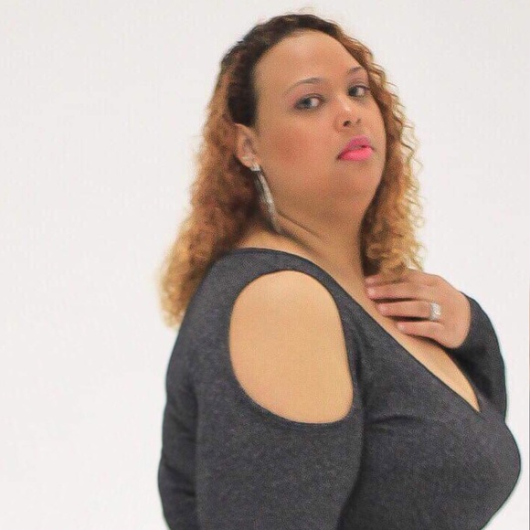 Charcoal Plus Size Top - Picture 4 of 6